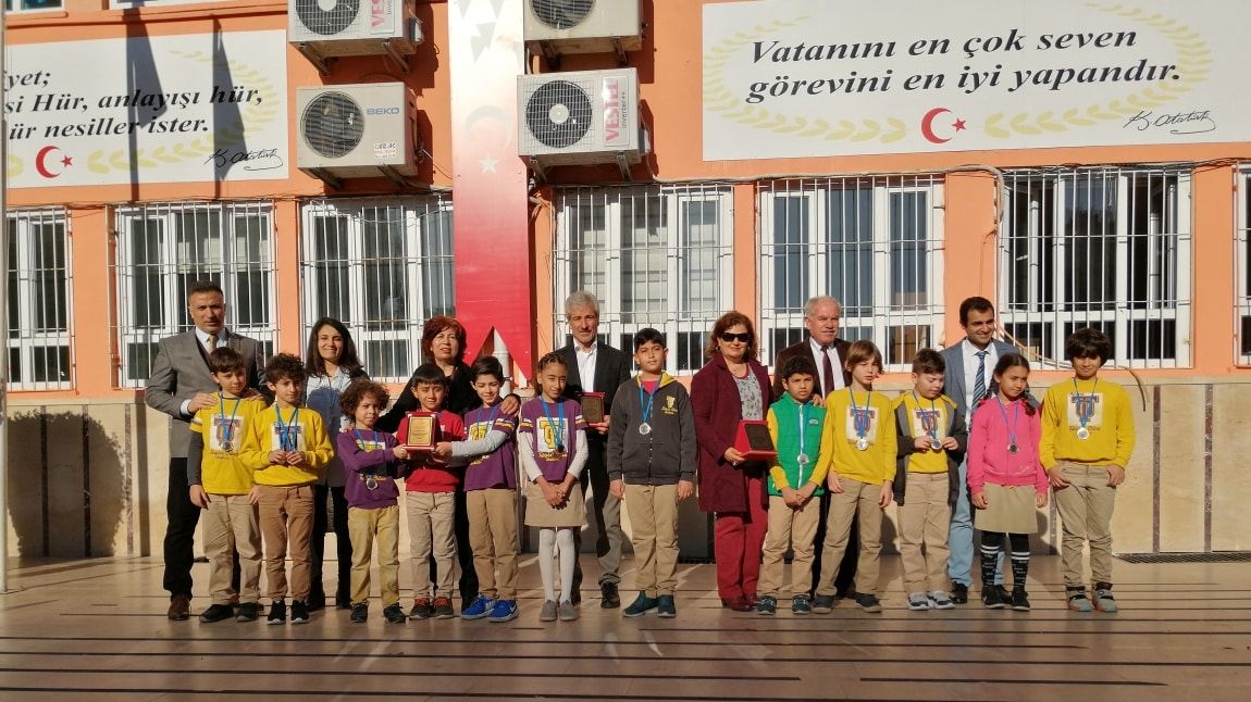 Adana'da Düzenlenen Okullar Arası Akıl ve Zeka Oyunları Yarışması Okul Kutlama Törenimiz